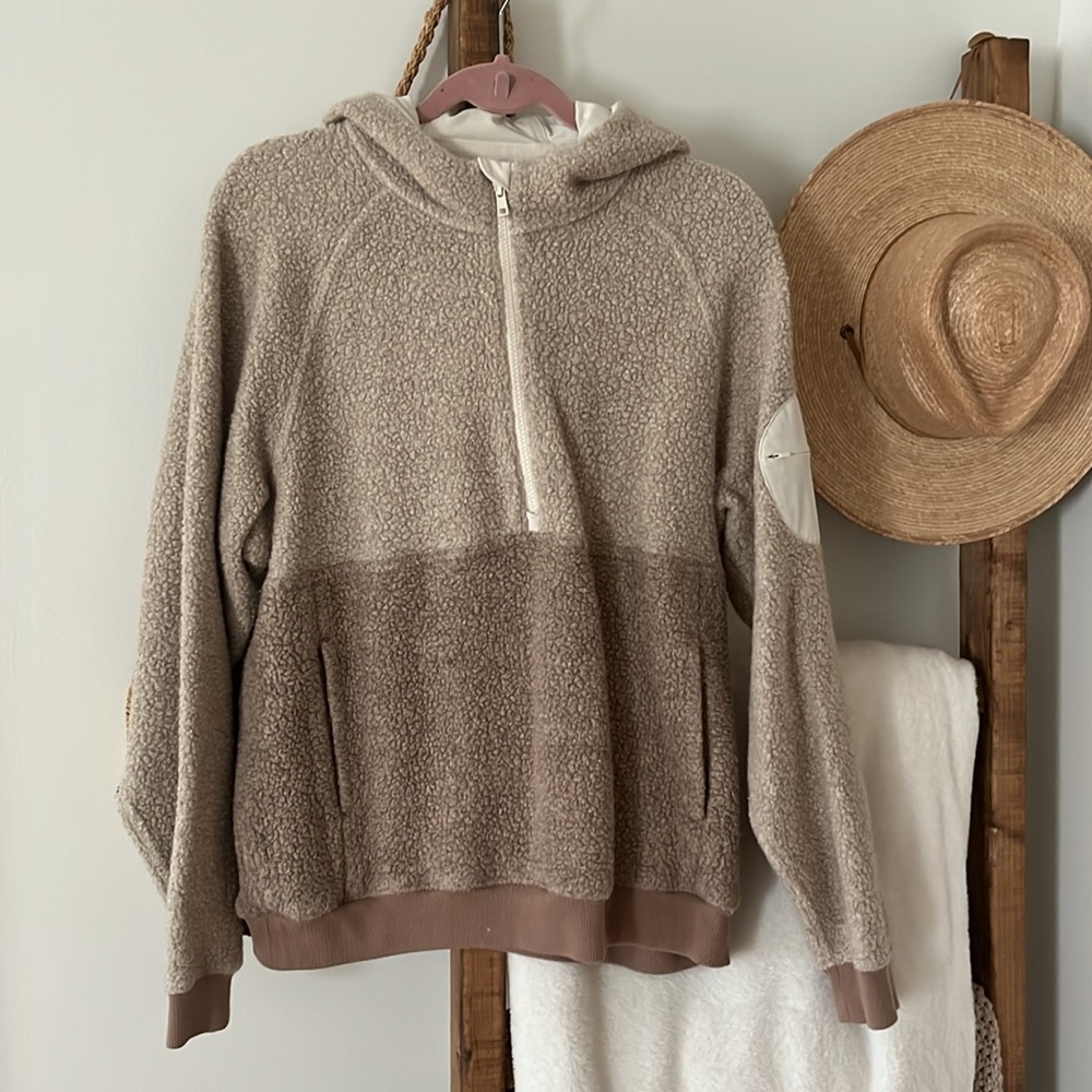 Outdoor Voices MegaFleece Hoodie XL Oatmeal